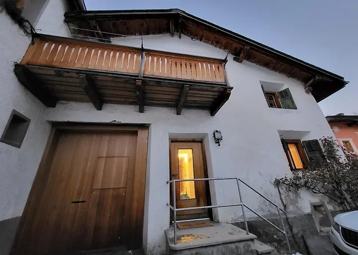 - La Roesa Apartman Sta Maria Val Müstair
